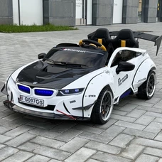 Двухместный детский электромобиль M 5820EBLR-1(24V) белый BMW с двумя моторами по 150W