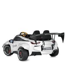 Двухместный детский электромобиль M 5820EBLR-1(24V) белый BMW с двумя моторами по 150W фото 71