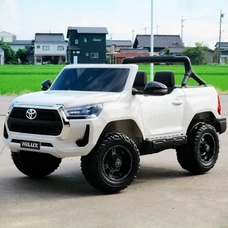 Детский электромобиль джип M 4919EBLR-1 белый Toyota с четырьмя моторами фото 37