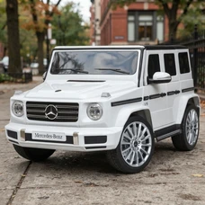 Детский электромобиль джип M 5028EBLR-1 белый Mercedes с четырьмя моторами по 25 Вт