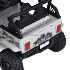 Детский электромобиль джип M 5991 EBLR-1 (24V) белый, 4 мотора фото 11