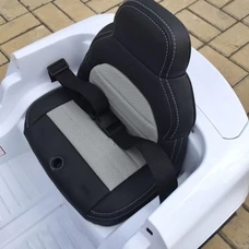 Детская машина на аккумуляторе M 3987 EBLR-1 белая, BMW, пульт управления 2,4G фото 16